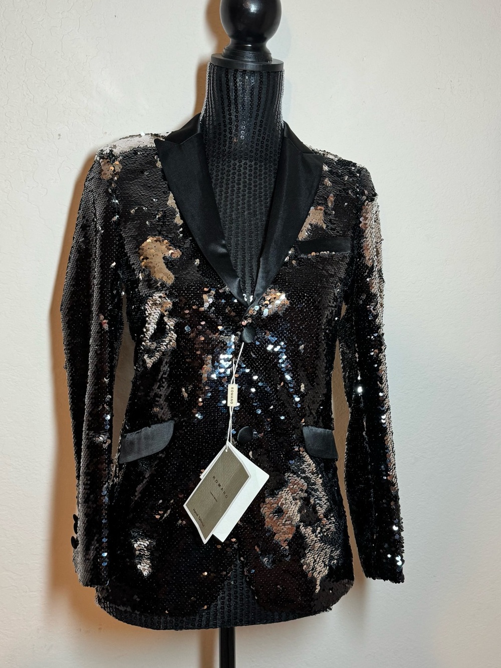 Romano Luxury Collection black & silver sequined tuxedo jacket with satin lapels